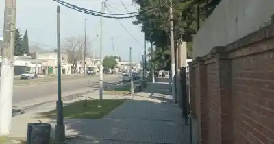 Roban farolas en la 520: el tramo lleva un año a oscuras y los vecinos estallan