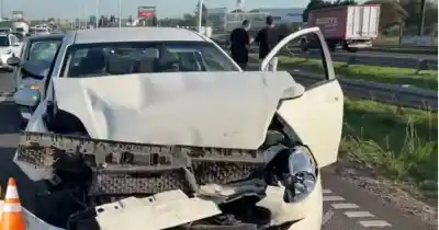 Un perro desató el caos en Circunvalación: el violento choque en cadena que paralizó Rosario