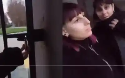 Madre e hija quedaron encerradas en un cementerio y el video se volvió viral