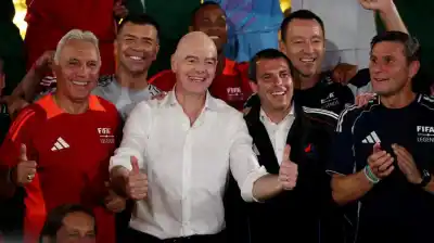 Escándalo en la FIFA: las leyendas del fútbol se rebelan contra Infantino y exigen una transformación radical