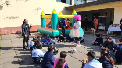 El Hospital de El Bracho llevó alegría y derechos a una escuela de Mancopa