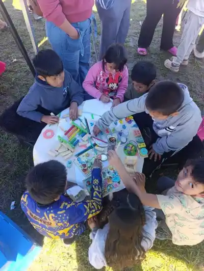 Salud Mental salió a la calle en Namqom: el operativo que acercó atención gratuita a las familias