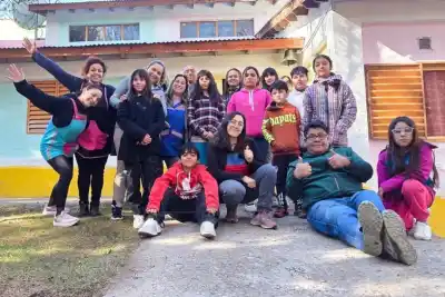 Vuelven a clases 624 alumnos rurales de Neuquén y se topan con un plan que promete revolucionar las aulas