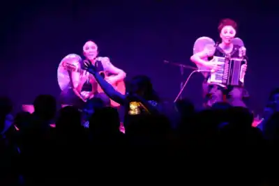 Doce elencos, tres días y una fiesta teatral que encendió Galarza y Gualeguay