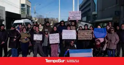 Ultimátum en el IPES: la comunidad educativa se moviliza ante el pedido de desalojo en 48 horas