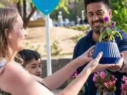 Cambiá residuos por plantines: vuelve el ecocanje a San José de la Dormida