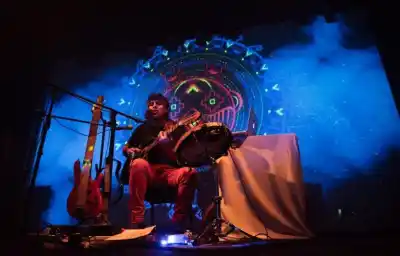 El hijo de Horacio Banegas debutó en la orquesta de Paloma San Basilio y emocionó a su padre
