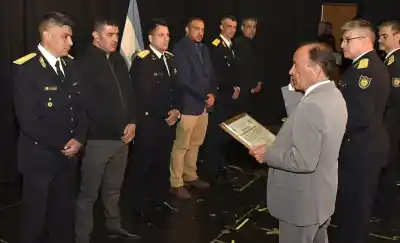 El emotivo homenaje a los policías que arriesgan todo en La Pampa: ¿qué pasó en el Medasur?