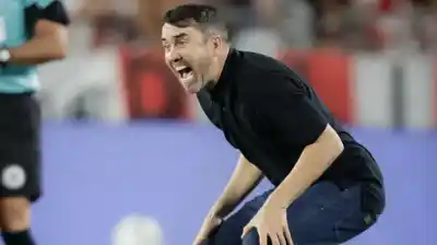 La exigencia de Coudet que quedó al descubierto: el cruce con un juvenil de River que desató la polémica