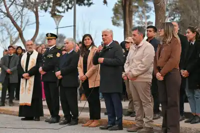 El ascenso que emocionó a toda la fuerza: una agente llegó al rango más alto de la Policía