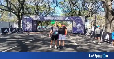 Dejó todo en la Media Maratón de Buenos Aires pero el final fue impensado: la historia de Elba Arruga