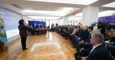 Súper Niño en Mendoza: el reclamo que los intendentes opositores le hicieron a Cornejo y las ausencias que marcaron la cumbre