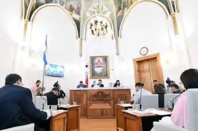 La oposición aprieta al Ejecutivo: las respuestas que el Concejo espera este martes