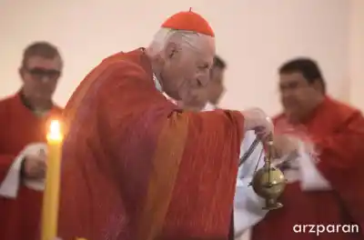 El libro que revela la intimidad del Cardenal Karlic: la asistente que lo acompañó 22 años rompe el silencio