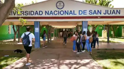 La UNSJ confirmó dos fechas clave para preinscribirse en Medicina: ¿cuál te toca?