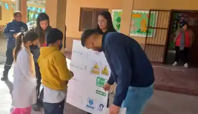 Alumnos y docentes de El Cercado se capacitaron en “Primeros Auxilios”