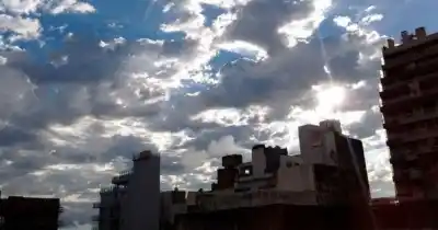 ¿Abrigo o sol? Así arranca el martes en Rosario y qué pasará con las lluvias