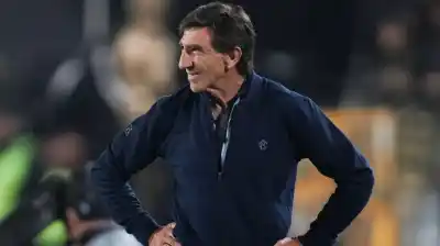 Gustavo Costas vuelve al ruedo: reemplazará a un colega argentino en Cerro Porteño