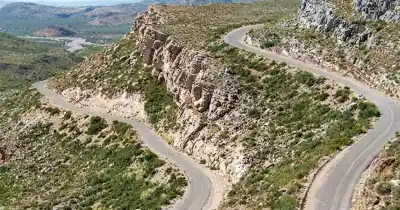 Alerta en la Ruta 40: desprendimientos de rocas complican el paso por Malargüe