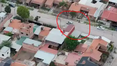 Un auto escapaba de la policía en Jujuy y los drones lo cazaron desde el aire