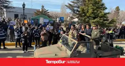 Escándalo en Piedra Buena: salarios de $250 mil y viviendas sin entregar, la dura crítica de una concejal