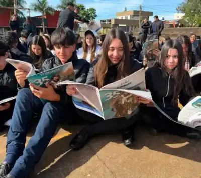 El plan que busca llenar Misiones de lectores arrancó en Garupá y promete sorpresas