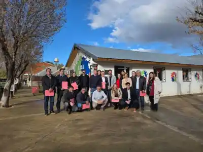 Más de 80 trabajadores municipales se capacitan en Chos Malal para transformar las políticas sociales