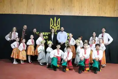 35 años de independencia: el emotivo homenaje de la comunidad ucraniana en Alem que no te puedes perder