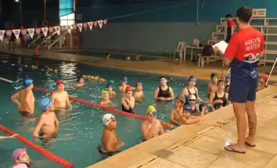 El club que reunió a nadadores de todas las edades en un fin de semana a puro deporte