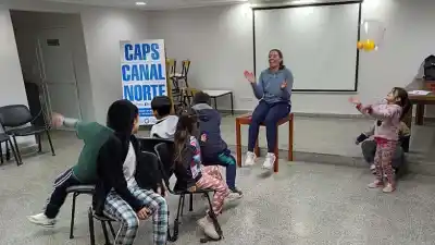Niños de Tucumán aprenden a mover el cuerpo para calmar las emociones: la novedosa propuesta que conquista a las familias