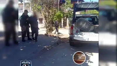 Un arma blanca y objetos robados: así cayó la banda que operaba en dos barrios de Libertador