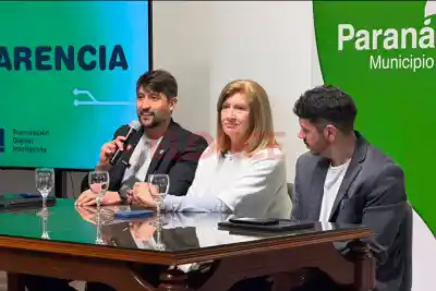 El fin del papel en Paraná: qué cambia para los vecinos con la nueva era digital municipal