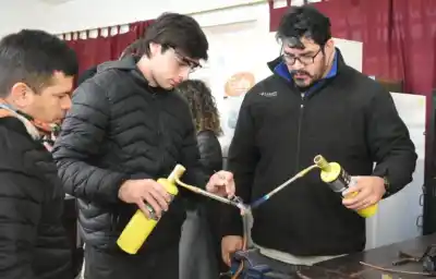 Más de 4.200 jóvenes ya cursan la nueva etapa de «Santiago Crece con Vos»: ¿qué están aprendiendo?