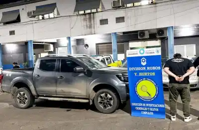 El insólito hallazgo en una camioneta robada que dejó sin respuestas a la policía