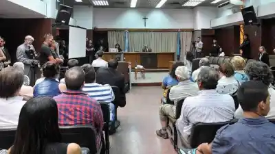 ¿Sabés cómo funciona un juicio por jurados? El programa que llega a las escuelas del interior