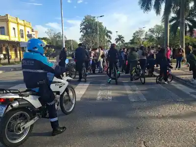Una mañana distinta: la bicicleteada que unió a toda una comunidad en la Costanera