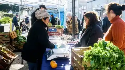 La Feria en tu Barrio suma un nuevo punto de venta en Plaza Carbó