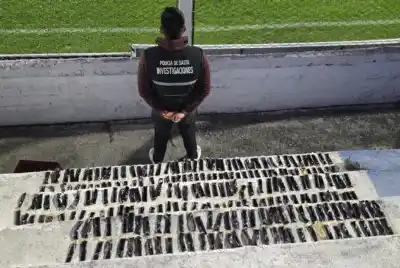 El insólito hallazgo que sorprendió a la policía en la cancha de Juventud