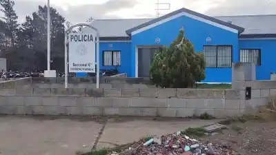 El desesperado recurso de una joven para frenar a su acosador en plena calle