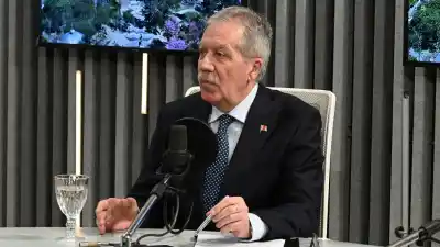 El bono de fin de año se pagará en tres cuotas: el anuncio que confirma Elías Suárez