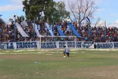 Golpe al fútbol sanjuanino: roban indumentaria millonaria de Unión de Villa Krause
