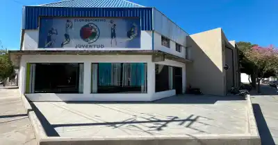 El club que renace: peña solidaria para tapar las goteras que amenazan su historia