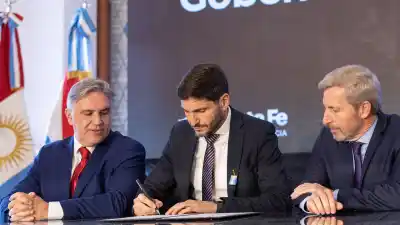 Reunión clave en Casa Rosada: Pullaro, Llaryora y Frigerio llevan a Santilli un reclamo que incomoda a Milei