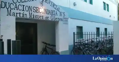 Le pidieron la hora y casi le roban el celular: el tenso momento de un nene de 13 años camino a la escuela