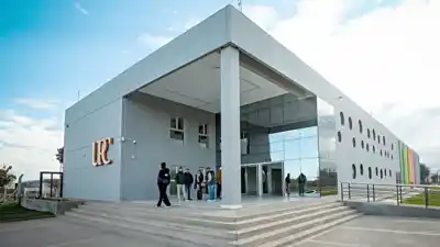 Llaryora supervisó la nueva sede universitaria en Deán Funes y dejó un anuncio clave para estudiantes