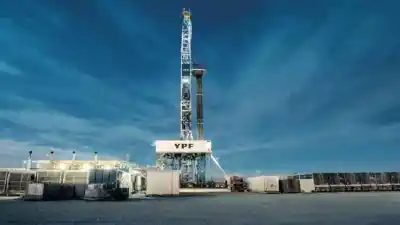 Neuquén rompe su propio récord: producción de petróleo en julio sorprende al mercado