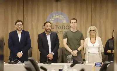 Comisión Libra acusa a Milei de “malversar la investidura presidencial” y anuncia denuncias clave