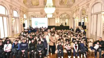 El encuentro que dejó helados a los alumnos en Casa de Gobierno