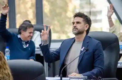 Denunció tasas del 711% y apuntó contra Mercado Pago: la furia de un diputado pampeano