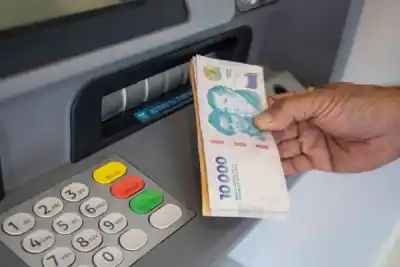 Santiago del Estero: el día y la hora exacta en que cobran los empleados públicos
